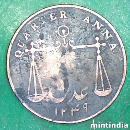 1833 BOMBAY PRESIDENCY QUARTER ANNA TARAJU BOMBAY MINT COIN AB418