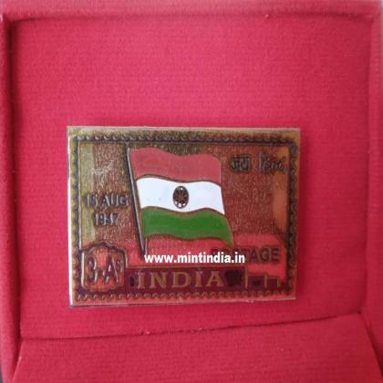 1947 JAIHIND METAL 3 1/2 As MOMENTO ISSUED BY INDIAPOST IN VELVET RED CASE FOR AZADI KE AMRIT MAHOTSAV