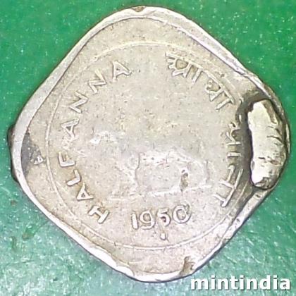 1950 EXTRA METAL EROOR  HALF ANNA BULL BOMBAY MINT COIN EF124