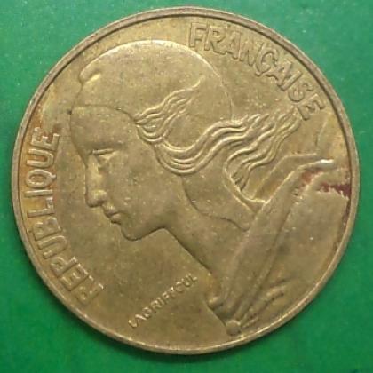 REPUBLIC OF FRANCE 20 CENTIMES BRASS COIN NO 119